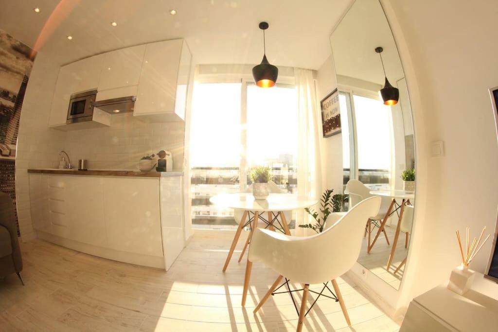 Benalmadena - New Nordic Style & Sunny Studio Exterior foto